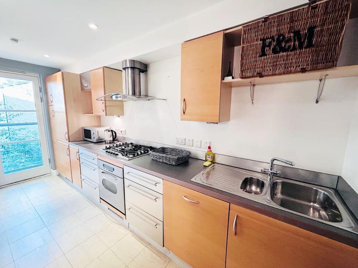 Amazing Flat Near South Kensington - 2 To 3 Bedrooms Лондон Екстериор снимка