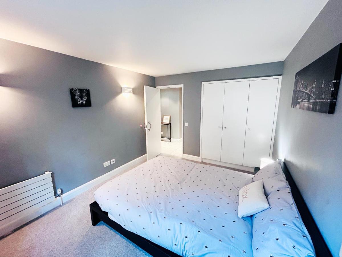 Amazing Flat Near South Kensington - 2 To 3 Bedrooms Лондон Екстериор снимка